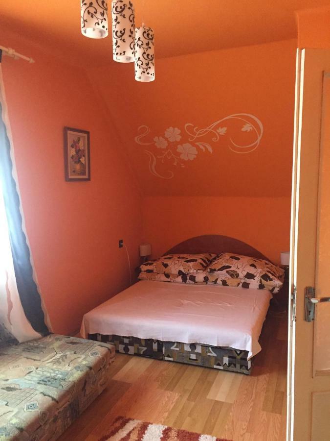 Almos Vendeghaz Διαμέρισμα Hajdúszoboszló Εξωτερικό φωτογραφία
